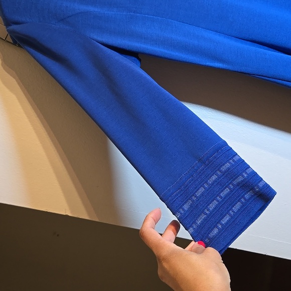 Misook Textural V-Neck Knit Midi Dress In Starry Midnight Blue NWOT - Picture 3 of 13